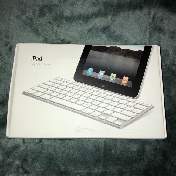 Apple Keyboard - Picture 2 of 3